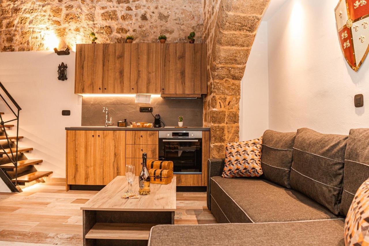 Inverno Medieval Apartment Rhodes City Extérieur photo