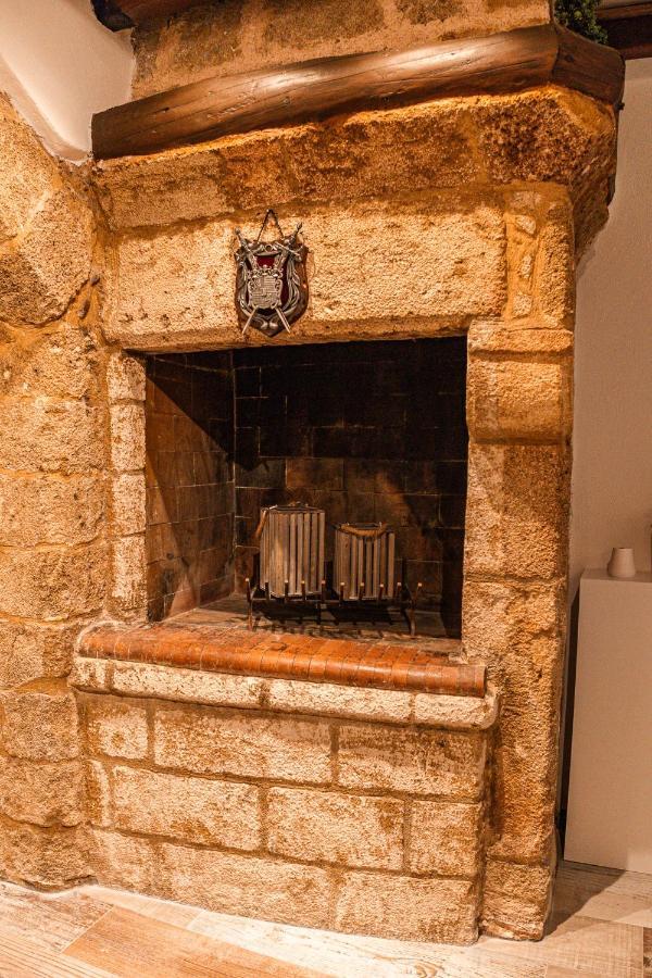 Inverno Medieval Apartment Rhodes City Extérieur photo