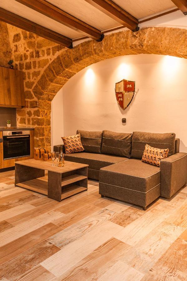 Inverno Medieval Apartment Rhodes City Extérieur photo